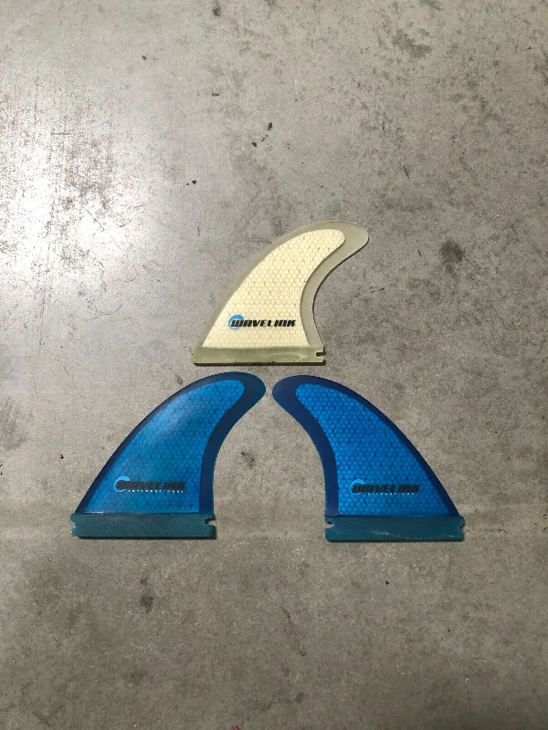 surfboard fins with reinforced construction-Futures Honeycomb Thruster Fins Wavelink