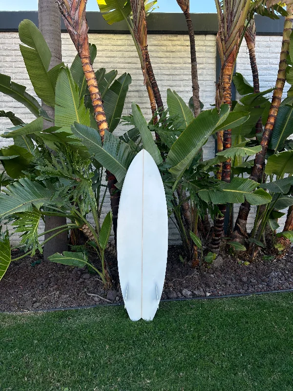 best longboard surfboards for vintage-inspired designs-5'8" Ellis Ericson Twin