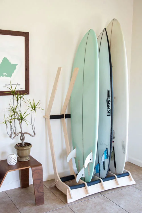 surfboard leash for increased safety-Wood Freestanding Surfboard Rack | 3-5 Boards